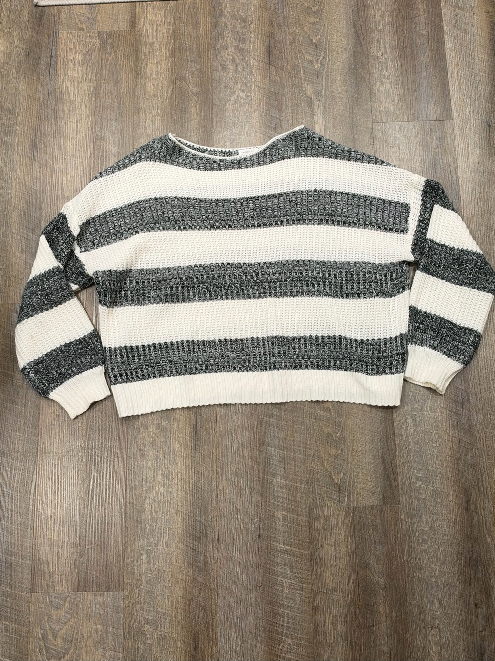 Plus size Striped Crewneck Sweater - White & Charcoal